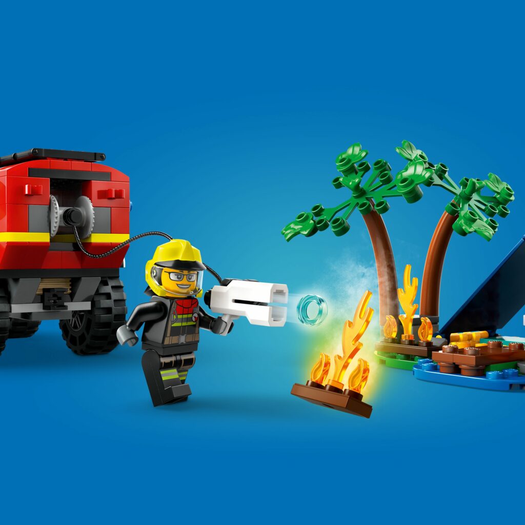 Produktabbildung Feuerwehrgeländewagen mit Rettungsboot